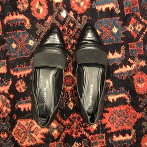 Black pointed toe flats